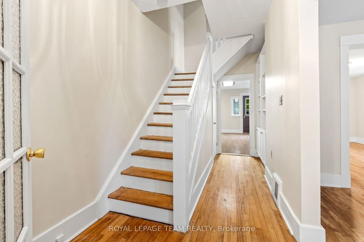 Photo 5 at 208 Holland Avenue, Ottawa West/Tunneys Pasture, Ottawa