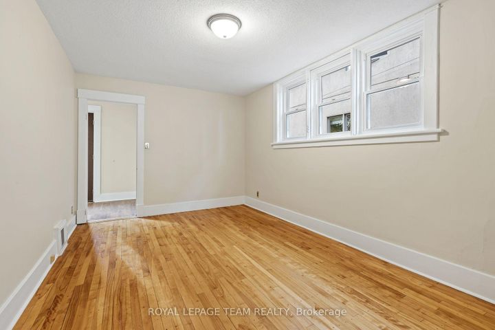 Photo 10 at 208 Holland Avenue, Ottawa West/Tunneys Pasture, Ottawa