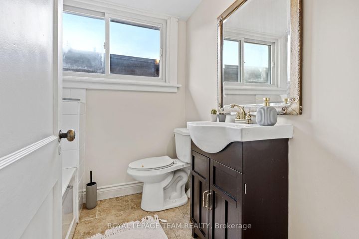 Photo 31 at 208 Holland Avenue, Ottawa West/Tunneys Pasture, Ottawa