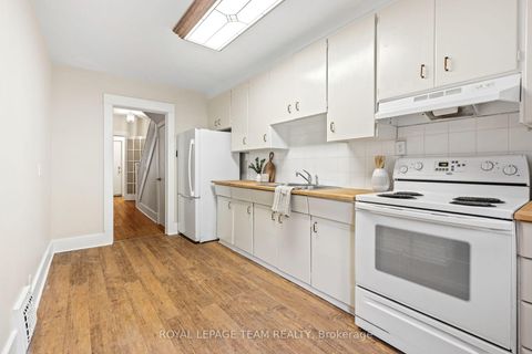 Photo 14 at 208 Holland Avenue, Ottawa West/Tunneys Pasture, Ottawa