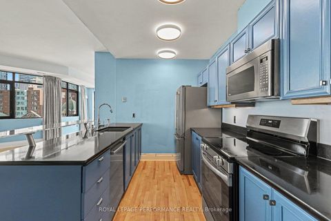 Photo 11 at PH3 - 364 Cooper Street, Ottawa Centre, Ottawa