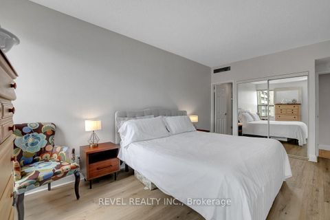 Photo 19 at 2003 - 556 Laurier Avenue W, Ottawa Centre, Ottawa