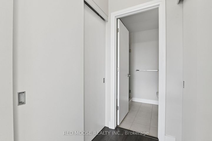 Photo 33 at 705 - 118 Holmwood Avenue, Glebe, Ottawa