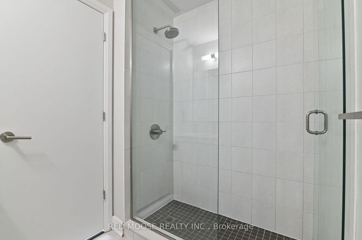 Photo 35 at 705 - 118 Holmwood Avenue, Glebe, Ottawa