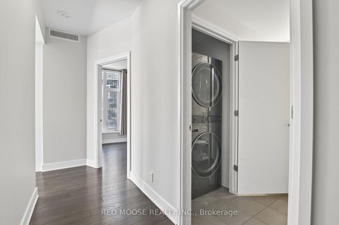Photo 11 at 705 - 118 Holmwood Avenue, Glebe, Ottawa