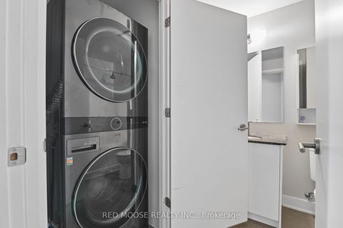 Photo 12 at 705 - 118 Holmwood Avenue, Glebe, Ottawa