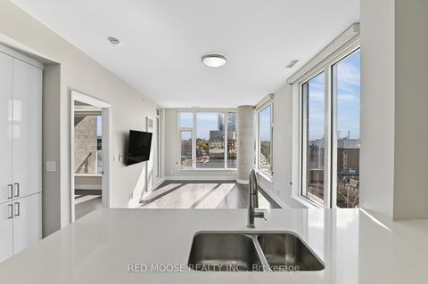 Photo 21 at 705 - 118 Holmwood Avenue, Glebe, Ottawa