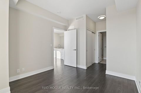 Photo 31 at 705 - 118 Holmwood Avenue, Glebe, Ottawa