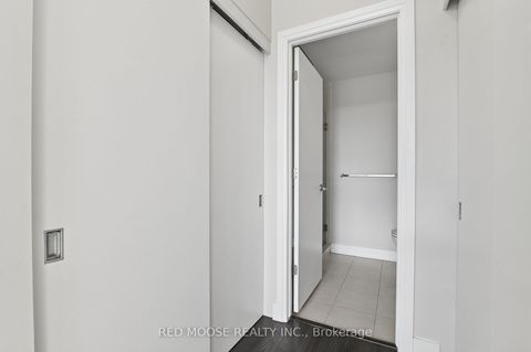 Photo 33 at 705 - 118 Holmwood Avenue, Glebe, Ottawa