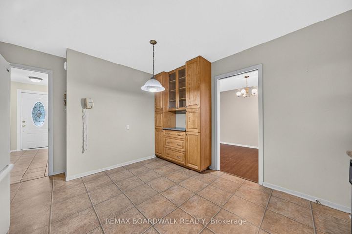 Photo 16 at 20 Tripp Crescent, Nepean (Pheasant Run), Ottawa