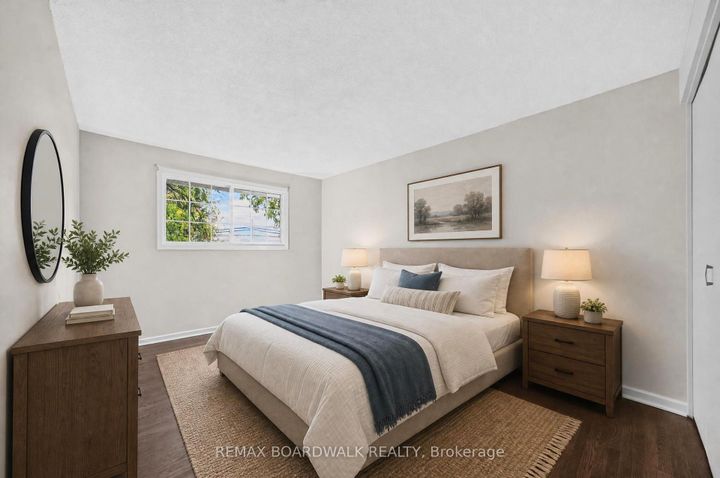 Photo 18 at 20 Tripp Crescent, Nepean (Pheasant Run), Ottawa