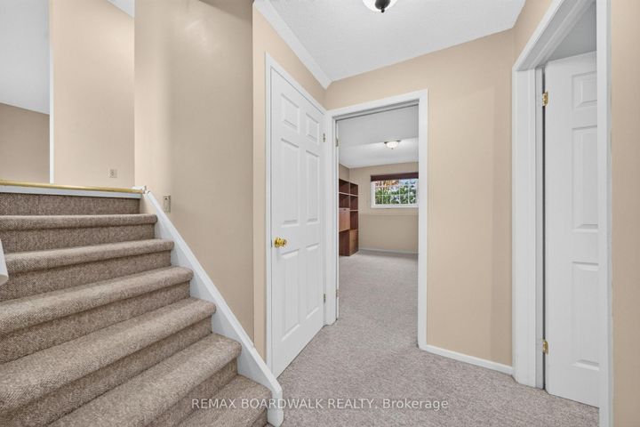 Photo 27 at 20 Tripp Crescent, Nepean (Pheasant Run), Ottawa