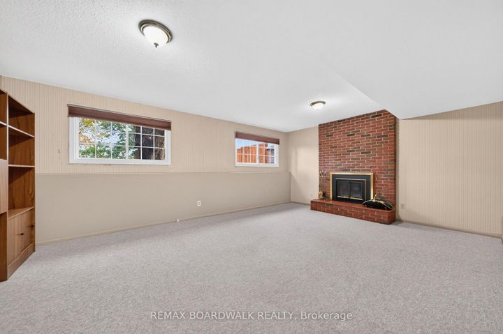 Photo 29 at 20 Tripp Crescent, Nepean (Pheasant Run), Ottawa