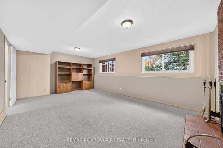 Photo 30 at 20 Tripp Crescent, Nepean (Pheasant Run), Ottawa