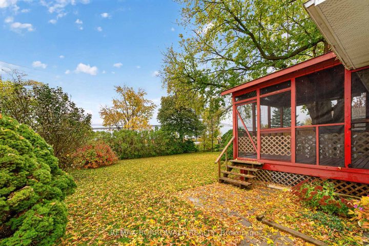 Photo 38 at 20 Tripp Crescent, Nepean (Pheasant Run), Ottawa