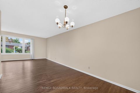 Photo 10 at 20 Tripp Crescent, Nepean (Pheasant Run), Ottawa