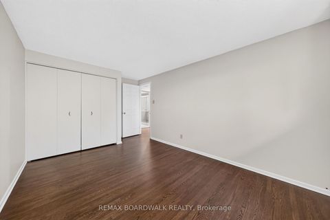 Photo 20 at 20 Tripp Crescent, Nepean (Pheasant Run), Ottawa