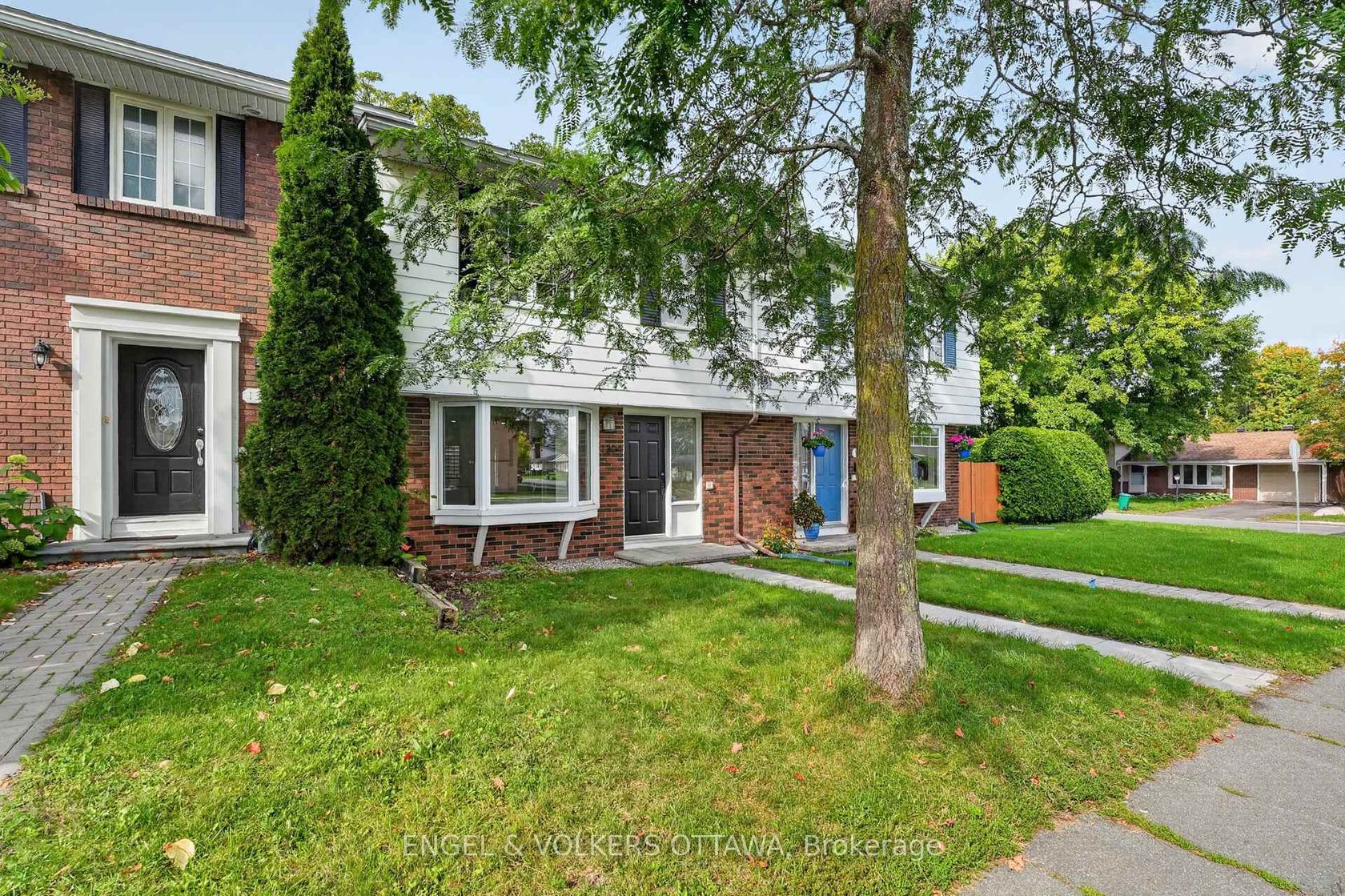 1304 Morrison Drive, Nepean (Redwood Park), Ottawa 