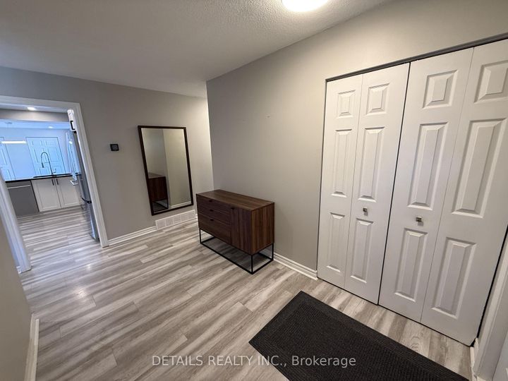 Photo 3 at 55 Saginaw Crescent, Nepean (Borden Farm/Stewart Farm/Carleton Heights/Parkwood Hills), Ottawa