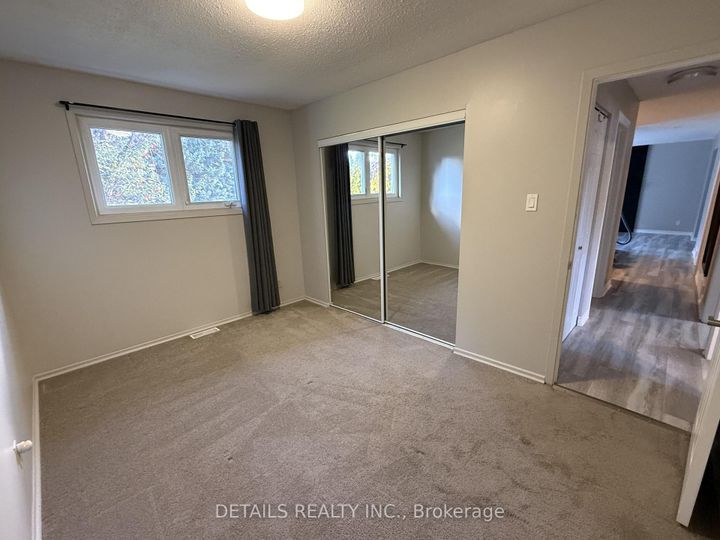 Photo 12 at 55 Saginaw Crescent, Nepean (Borden Farm/Stewart Farm/Carleton Heights/Parkwood Hills), Ottawa