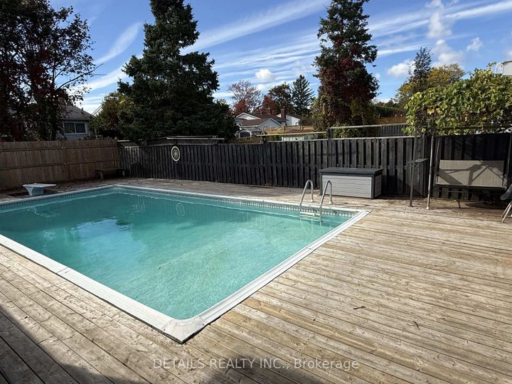 Photo 19 at 55 Saginaw Crescent, Nepean (Borden Farm/Stewart Farm/Carleton Heights/Parkwood Hills), Ottawa
