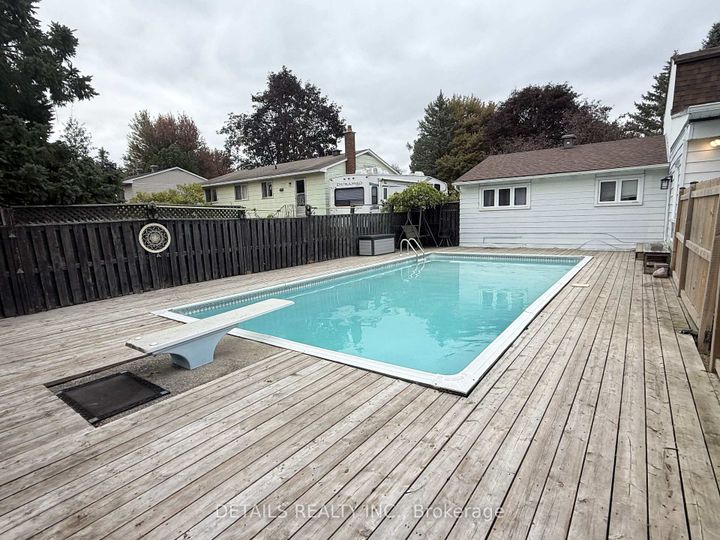 Photo 20 at 55 Saginaw Crescent, Nepean (Borden Farm/Stewart Farm/Carleton Heights/Parkwood Hills), Ottawa