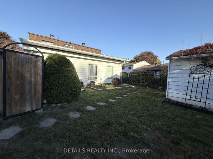 Photo 23 at 55 Saginaw Crescent, Nepean (Borden Farm/Stewart Farm/Carleton Heights/Parkwood Hills), Ottawa