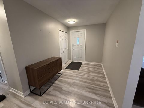 Photo 2 at 55 Saginaw Crescent, Nepean (Borden Farm/Stewart Farm/Carleton Heights/Parkwood Hills), Ottawa