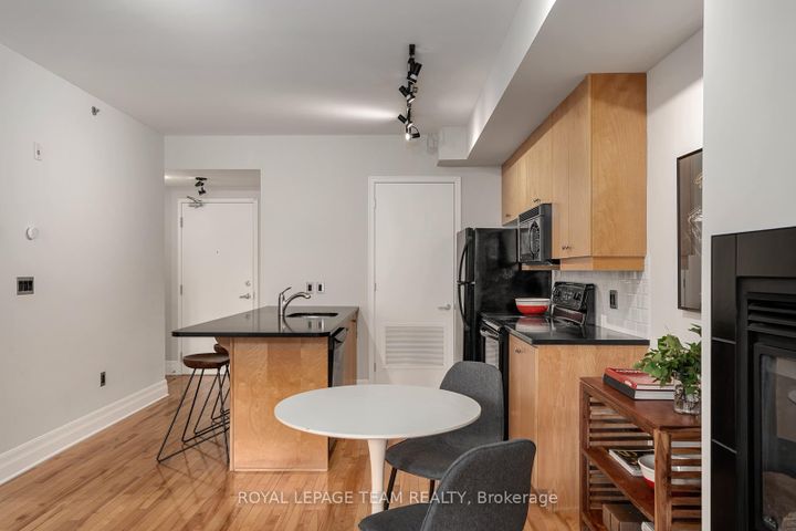 Photo 6 at 101 - 457 Mcleod Street, Ottawa Centre, Ottawa