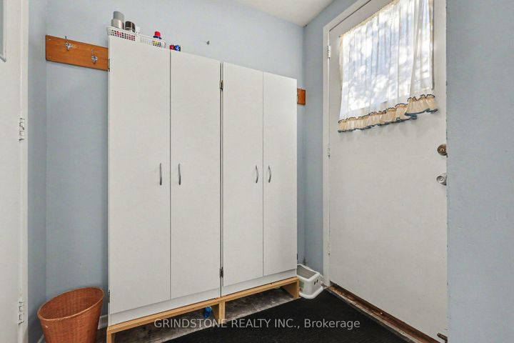 Photo 23 at 22 Lavina Crescent, Nepean (Leslie Park), Ottawa