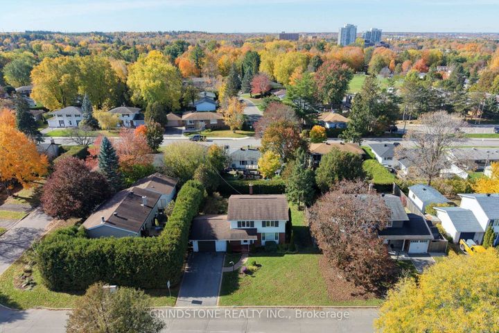 Photo 30 at 22 Lavina Crescent, Nepean (Leslie Park), Ottawa