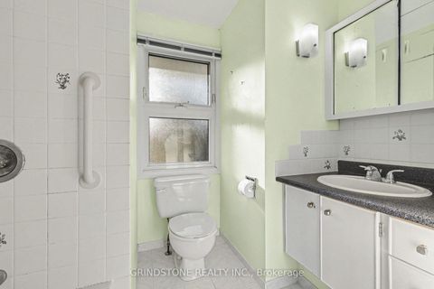 Photo 20 at 22 Lavina Crescent, Nepean (Leslie Park), Ottawa
