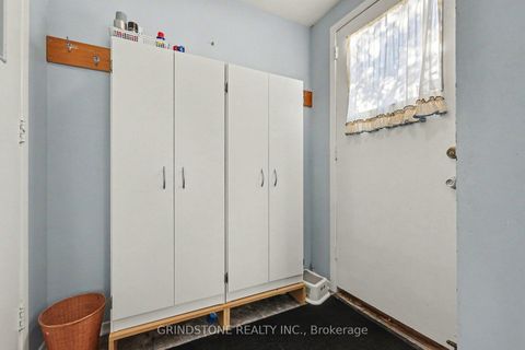 Photo 23 at 22 Lavina Crescent, Nepean (Leslie Park), Ottawa