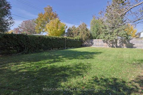 Photo 27 at 22 Lavina Crescent, Nepean (Leslie Park), Ottawa