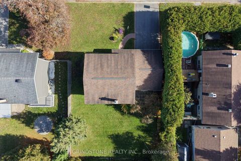 Photo 29 at 22 Lavina Crescent, Nepean (Leslie Park), Ottawa