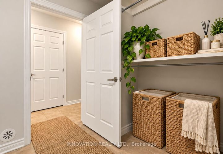Photo 9 at 2043 Madrid Avenue, Nepean (Heritage Park), Ottawa