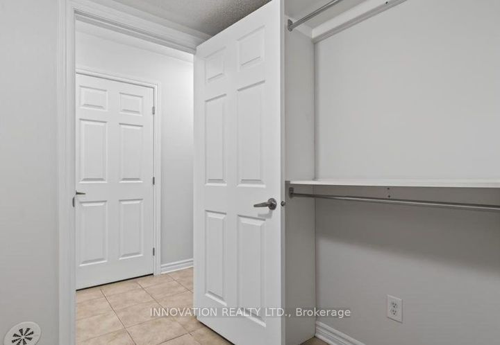 Photo 10 at 2043 Madrid Avenue, Nepean (Heritage Park), Ottawa