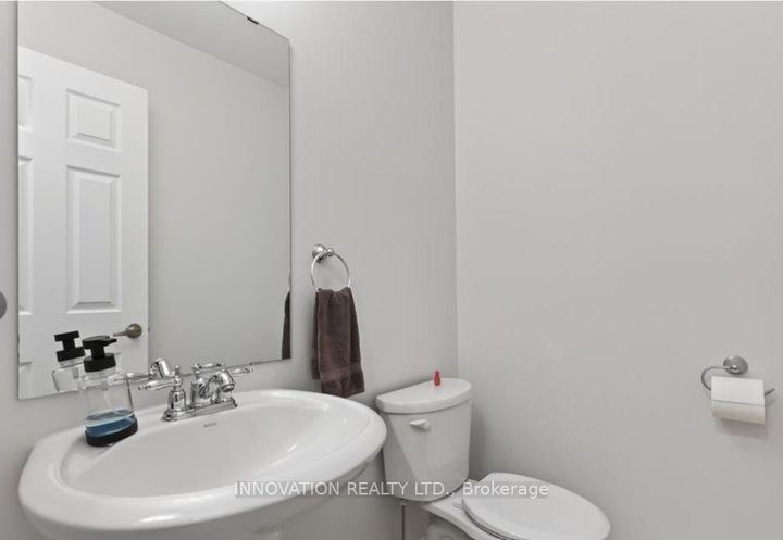 Photo 22 at 2043 Madrid Avenue, Nepean (Heritage Park), Ottawa