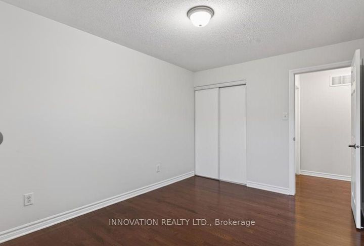Photo 29 at 2043 Madrid Avenue, Nepean (Heritage Park), Ottawa