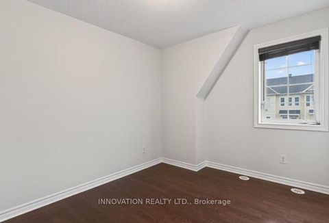 Photo 32 at 2043 Madrid Avenue, Nepean (Heritage Park), Ottawa