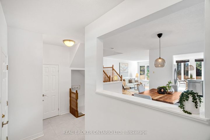 Photo 2 at 191 Thornbury Crescent, Nepean (Centrepointe), Ottawa