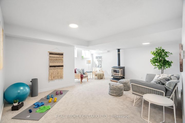Photo 43 at 191 Thornbury Crescent, Nepean (Centrepointe), Ottawa