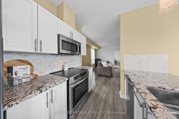 Photo 10 at 302 - 760 Chapman Mills Drive, Nepean (Strandherd), Ottawa