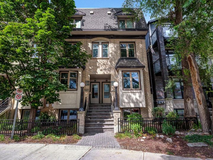 Photo 1 at A - 103 Third Avenue, Glebe, Ottawa