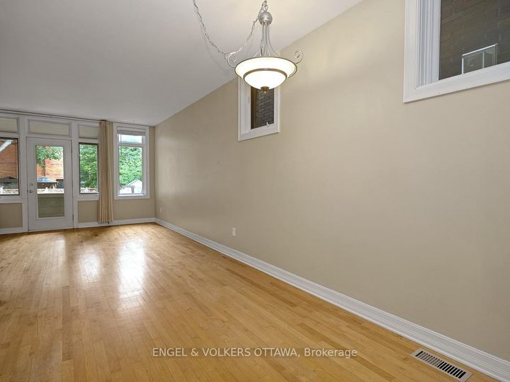 Photo 20 at A - 103 Third Avenue, Glebe, Ottawa