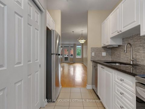 Photo 6 at A - 103 Third Avenue, Glebe, Ottawa