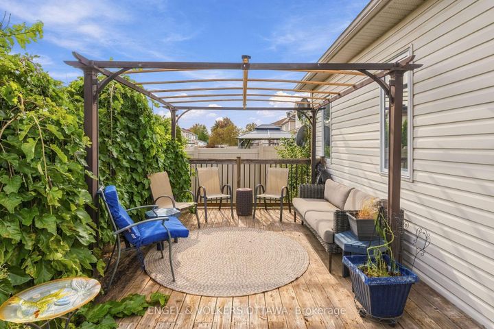 Photo 36 at 518 Stonechurch Way, Nepean (Cedargrove/Fraserdale), Ottawa