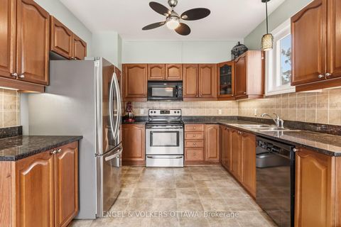 Photo 16 at 518 Stonechurch Way, Nepean (Cedargrove/Fraserdale), Ottawa