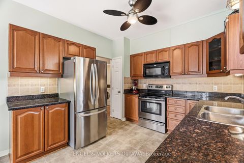 Photo 17 at 518 Stonechurch Way, Nepean (Cedargrove/Fraserdale), Ottawa