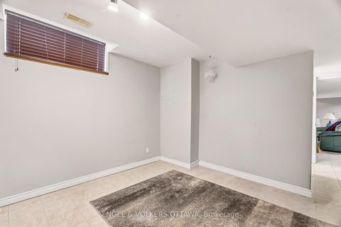 Photo 32 at 518 Stonechurch Way, Nepean (Cedargrove/Fraserdale), Ottawa